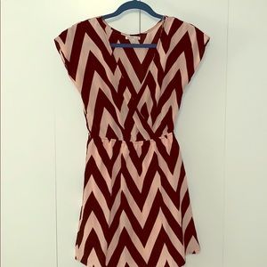 V-neck chevron dress